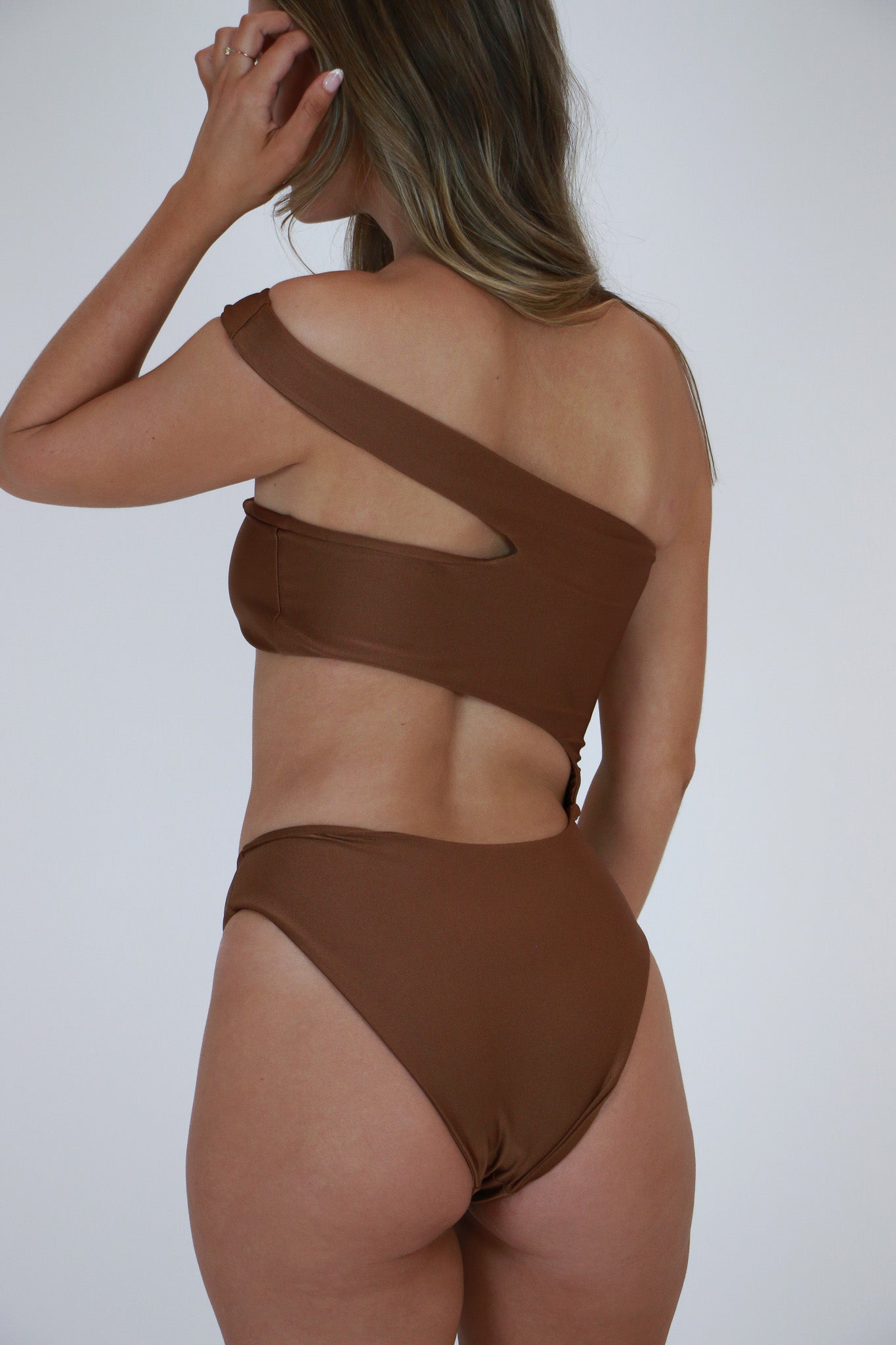 KIRA ONE PIECE - RUM