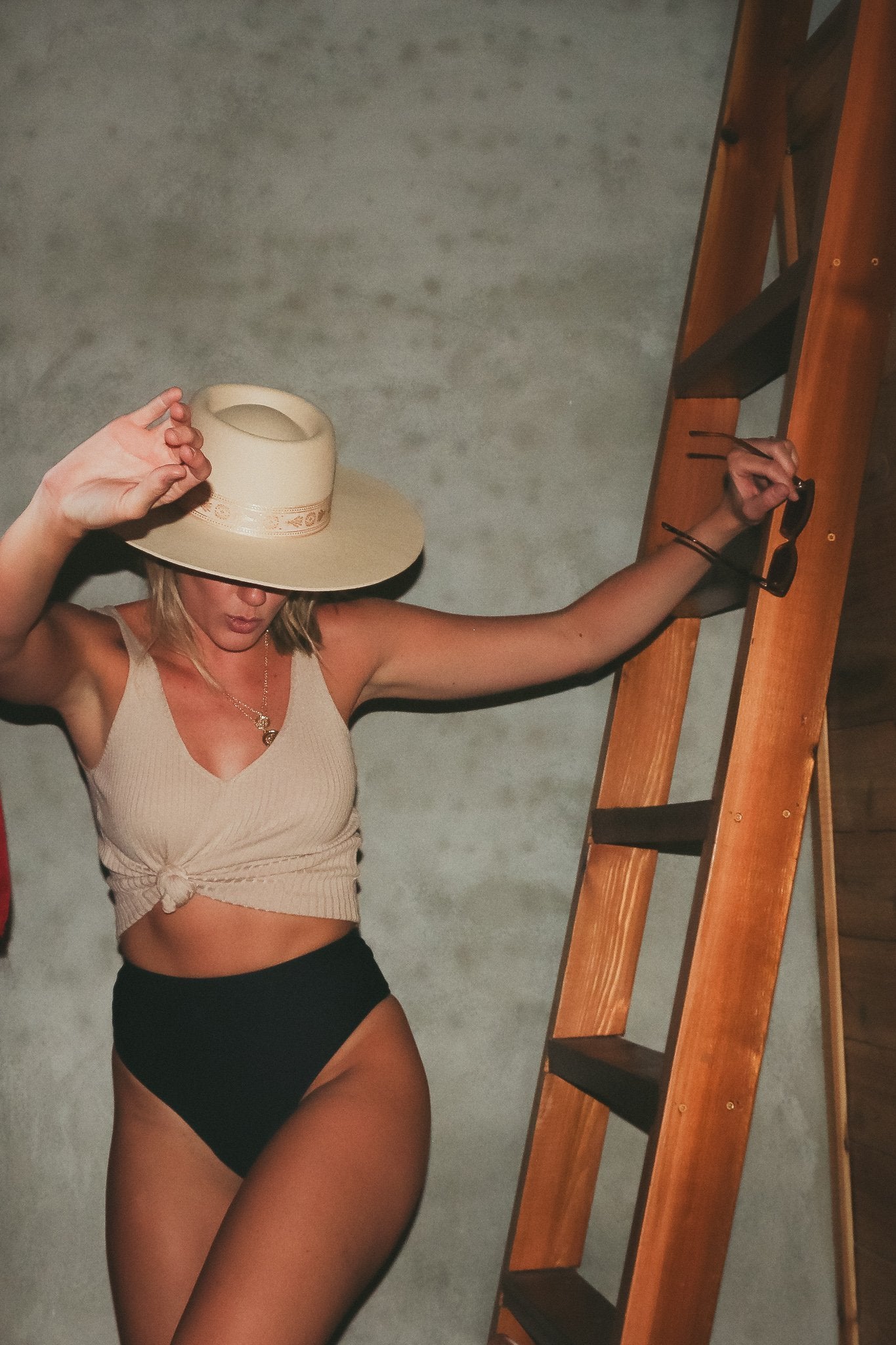 KYLE - BLACK WAVE - HOUSE OF ZZ